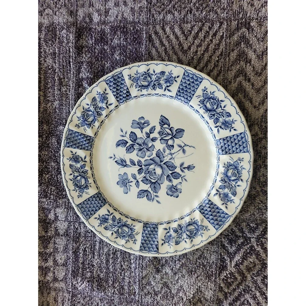 Melody Myott Fine Ironstone England Plate (blue & white)